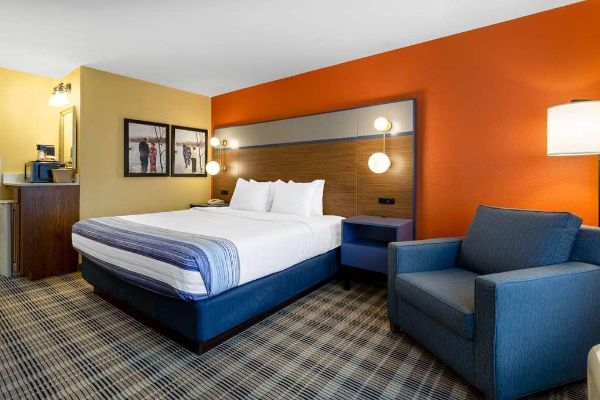 AMERICINN FULTON CLINTON (Fulton)